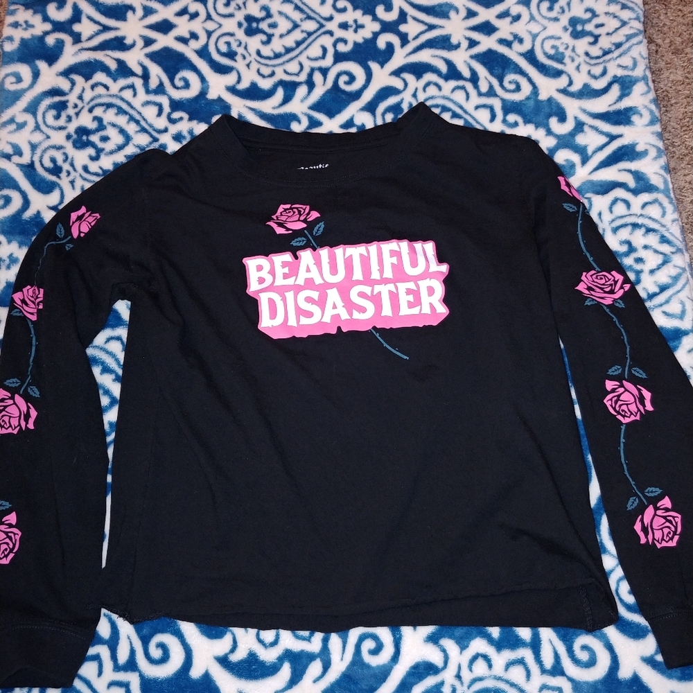 Beautiful Disaster Size Lg. Skeletons hugging. Fits more like a small.